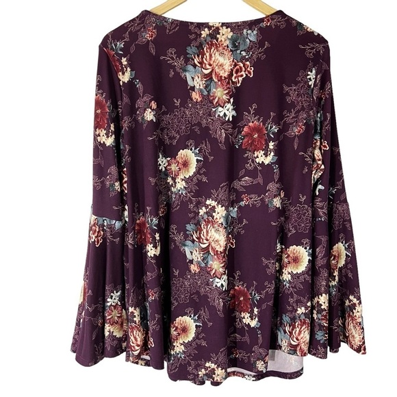 Charming Charlie Floral Bell Sleeve Blouse - Picture 2 of 5